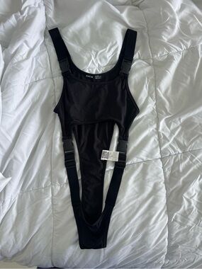 SHEIN Black High-Cut One-Piece Swimsuit with Buckle Straps